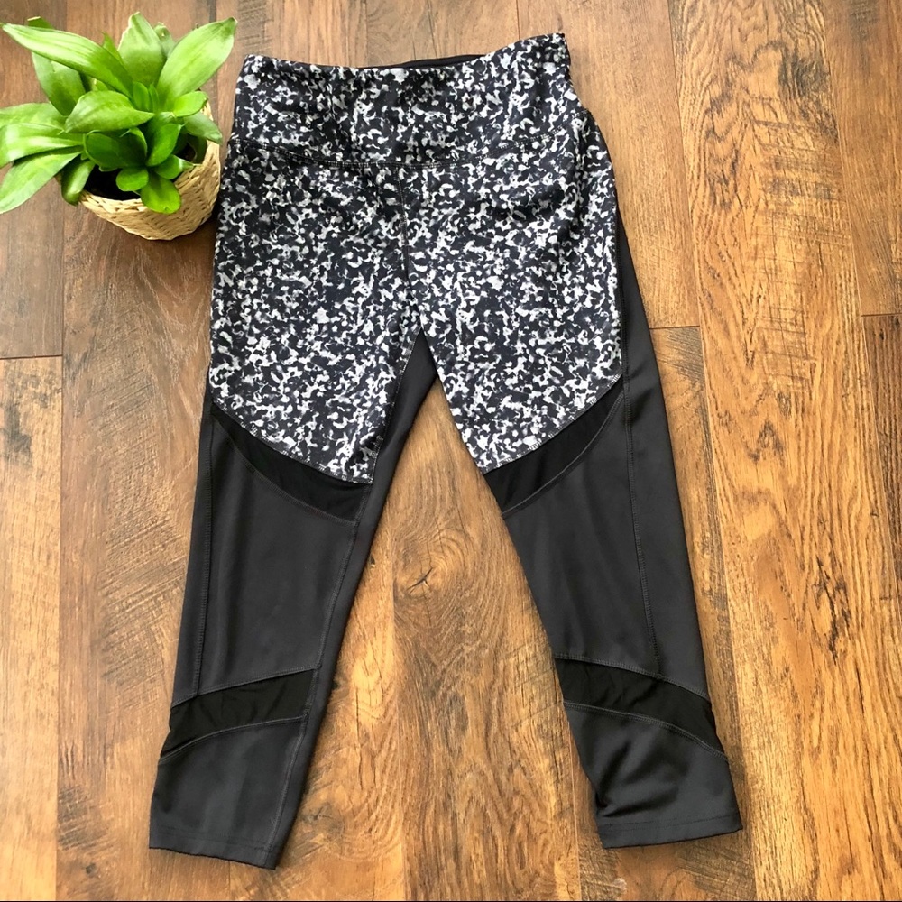 CAPRI LEGGINGS - Picture 1 of 3